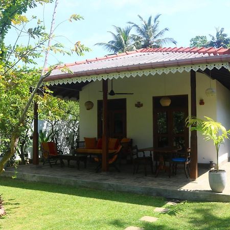 Lilly House Bed and Breakfast Unawatuna Εξωτερικό φωτογραφία