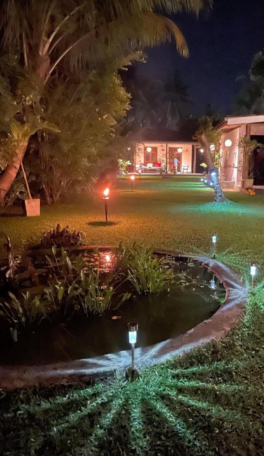 Lilly House Bed and Breakfast Unawatuna Εξωτερικό φωτογραφία