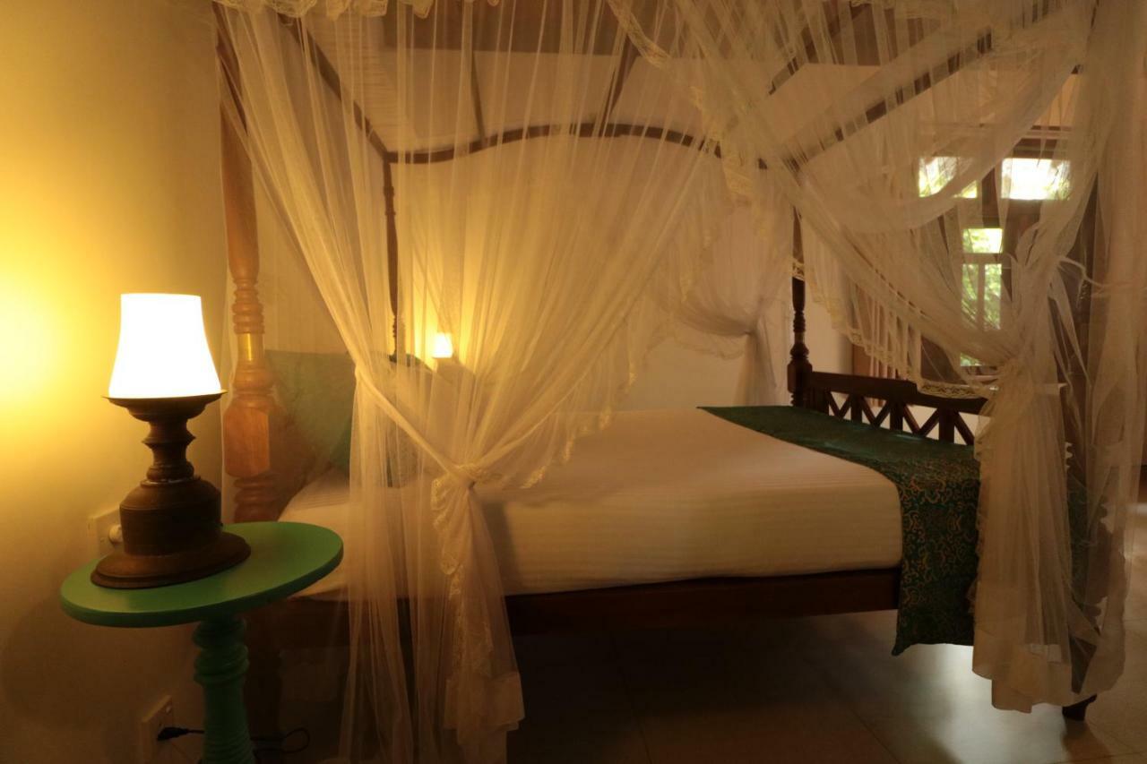 Lilly House Bed and Breakfast Unawatuna Εξωτερικό φωτογραφία