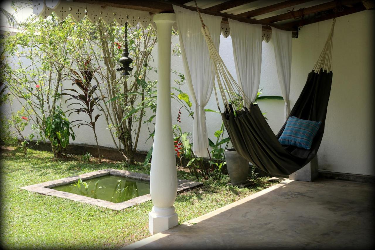 Lilly House Bed and Breakfast Unawatuna Εξωτερικό φωτογραφία